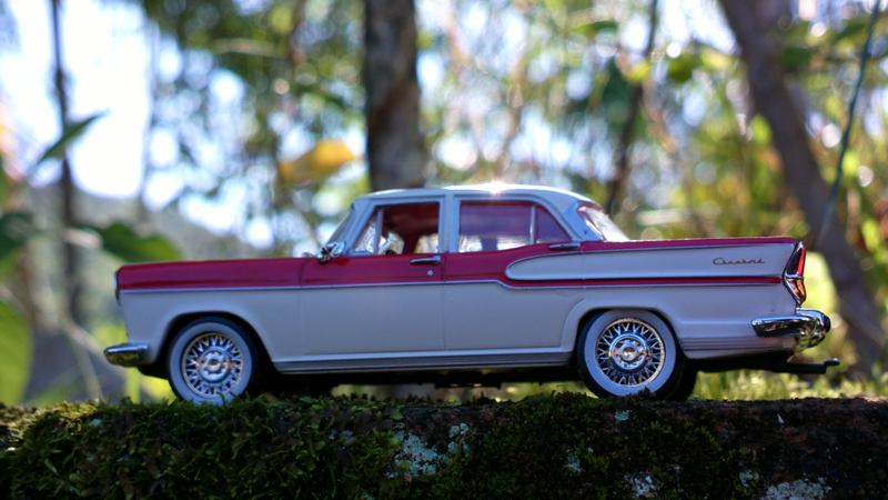 Illustration for article titled Semaine des Simcas 1/4 - 60's Simca Chambord